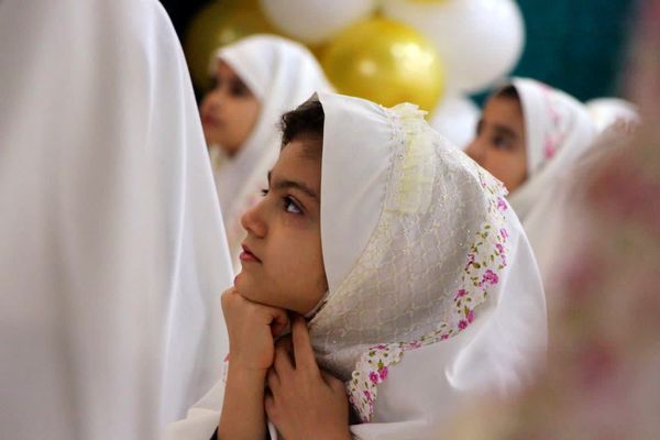 جشن تکلیف دانش‌آموزان دبستان آیین روشن در مصلی امام خمینی(ره) شهریار 