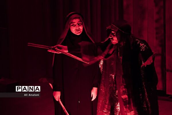اجرای تعزیه (شفیعه محشر)