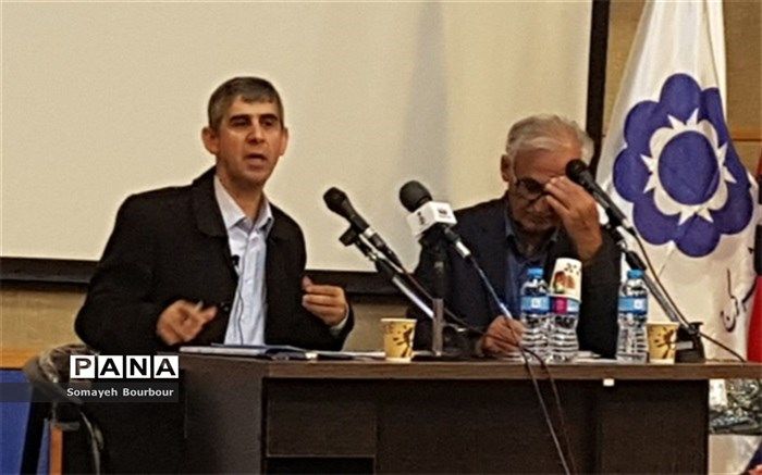 نشستی با چاشنی آزادی بیان و مطالبه گری