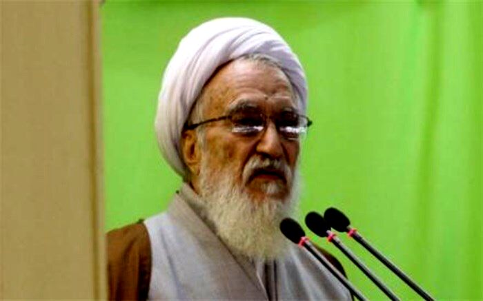 موحدی کرمانی:  دشمنان در فکر ایجاد اجتماع منطقه‌ای و بین‌المللی علیه ایران هستند