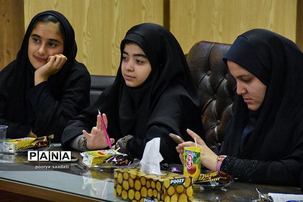 گفت وگوی صمیمی پانا با «محمد رنگساز»مستند ساز برتر سال 96