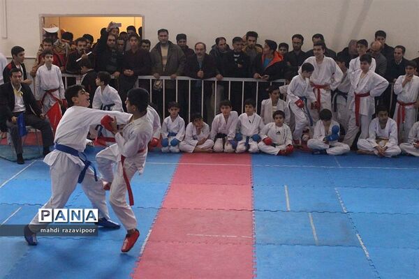 مسابقات کاراته «جام فجر» در آذربایجان شرقی