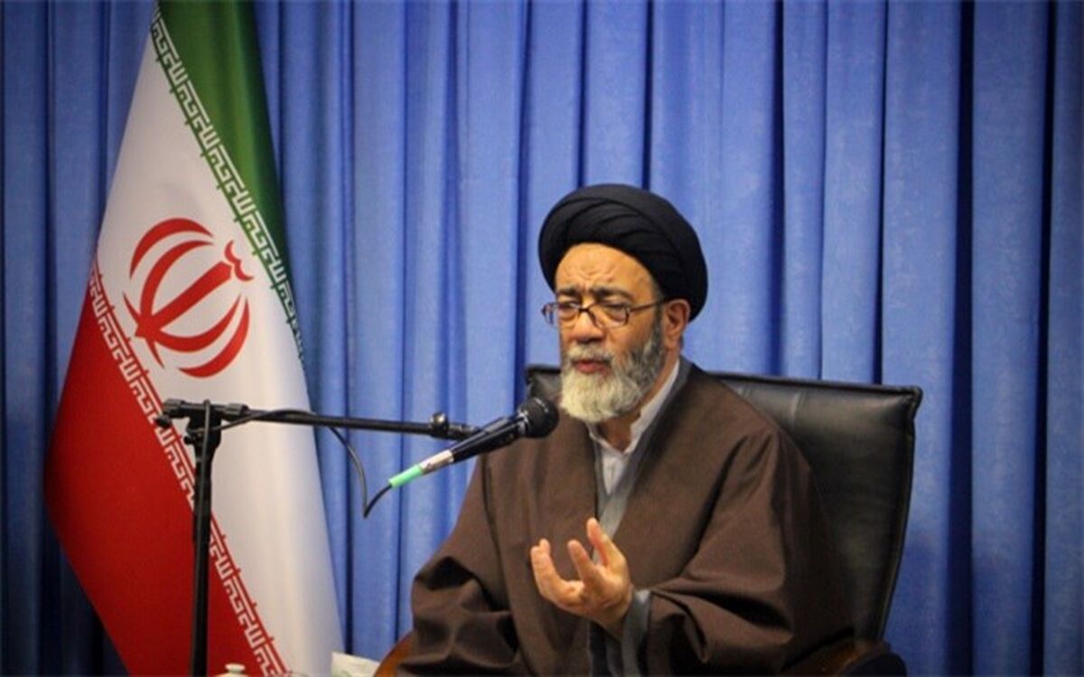 دستاوردهای قرآنی یکی از ثمرات انقلاب اسلامی است/ تاکید برنقش مدارس در شکل گیری شخصیت آینده دانش آموز