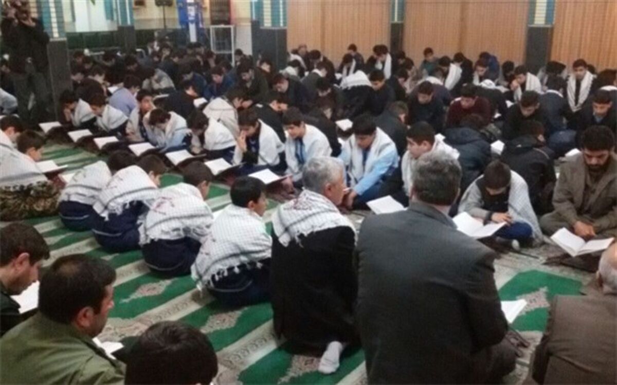 معاون ابتدایی آموزش و پرورش: قرآن، مرجع تصمیم‌گیری برای تربیت دانش‌آموزان است
