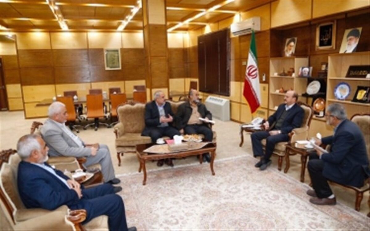 استاندار قزوین بر برگزاری ثابت ملاقات مردمی مدیران تاکید کرد