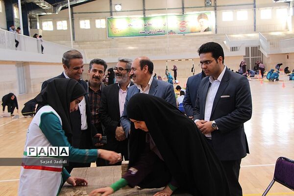 اولین دوره المپیاد بازی های فکری، آموزشی با نام رویش توسط سازمان  دانش آموزی استان در یزد