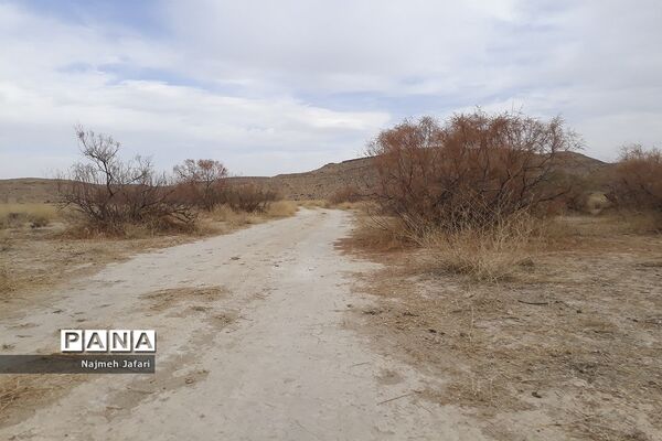 طبیعت گردی در روستای چاه سبز حاجی آباد