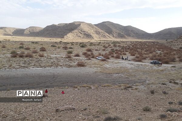 طبیعت گردی در روستای چاه سبز حاجی آباد