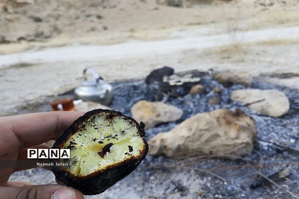 طبیعت گردی در روستای چاه سبز حاجی آباد