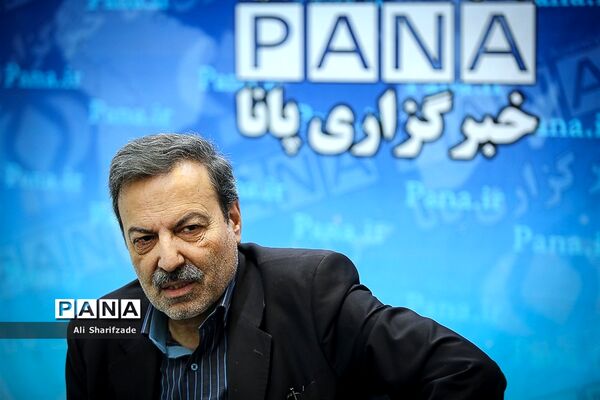 حضور معاون آموزش متوسطه آموزش و پرورش در خبرگزاری پانا