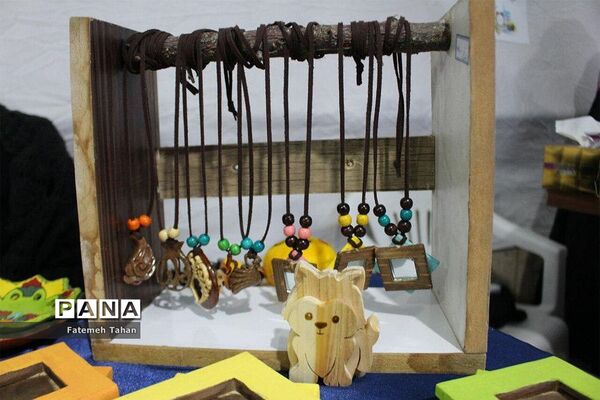 دومین بازارچه خیریه نوروز و لبخند در شهرستان بیرجند