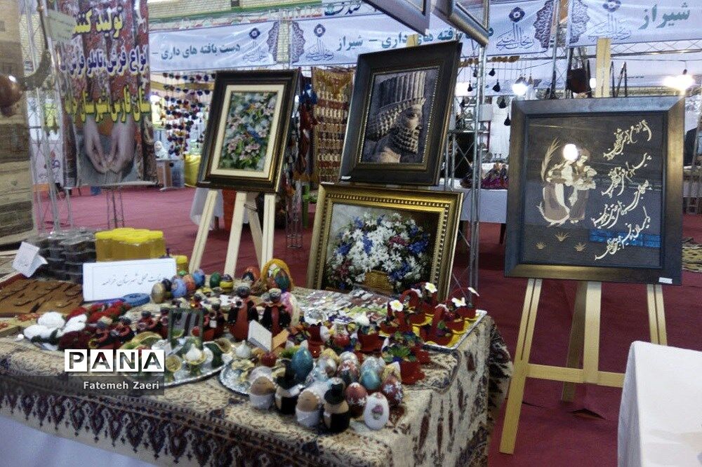 دومین نمایشگاه صنایع دستی ریحانه النبی  در شهرستان مهر استان فارس