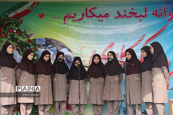 زنگ نیکوکاری در مدرسه دخترانه شاهد قائمشهر
