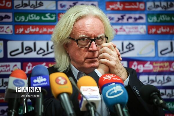 کنفرانس خبری مربیان پیش از دیدار دربی