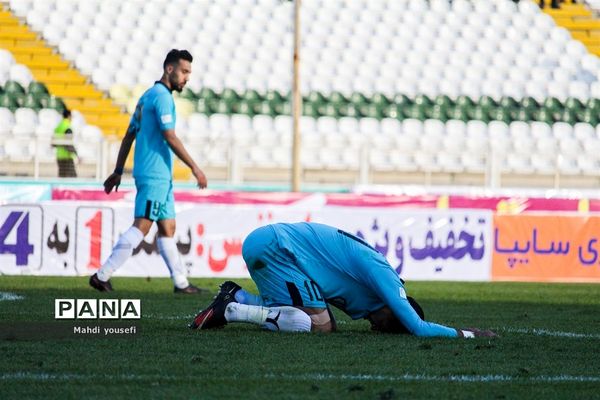 تراکتورسازی ۰_۱ پیکان