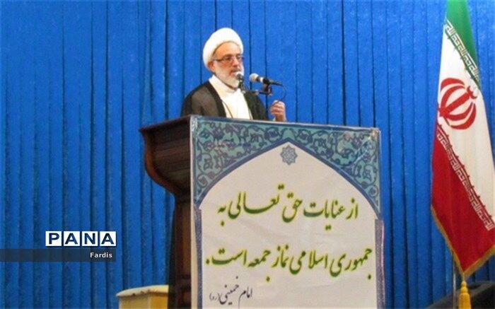 مسئولان تنها با اتحاد و همدلی می‌توانند پاسخگو نیازهای مردم باشند