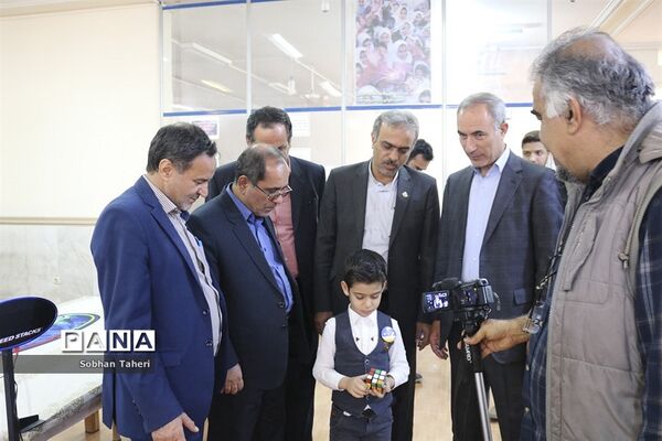 بازدید قائم مقام سازمان دانش‌آموزی از المپیاد ملی رویش