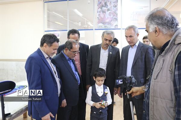 بازدید قائم مقام سازمان دانش‌آموزی از المپیاد ملی رویش