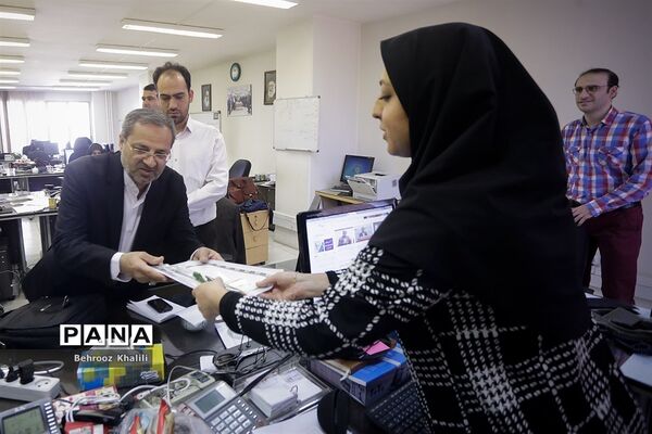 قدردانی معاون پرورشی و فرهنگی وزارت آموزش و پرورش از کارکنان زن سازمان دانش آموزی
