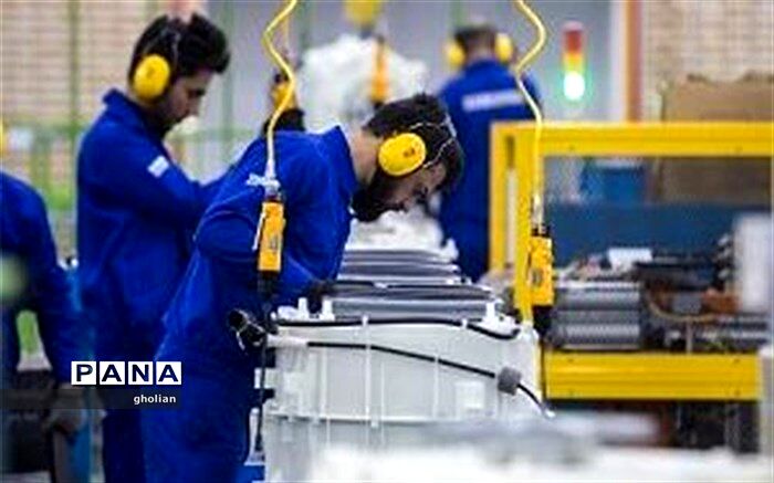 اغلب واحدهای تولیدی گرفتار دریافت یا پرداخت تسهیلات دریافتی از بانک‌ها هستند