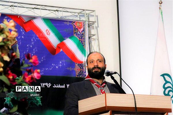 جشن تولد زمین در دبیرستان شهید شهریاری منطقه 19