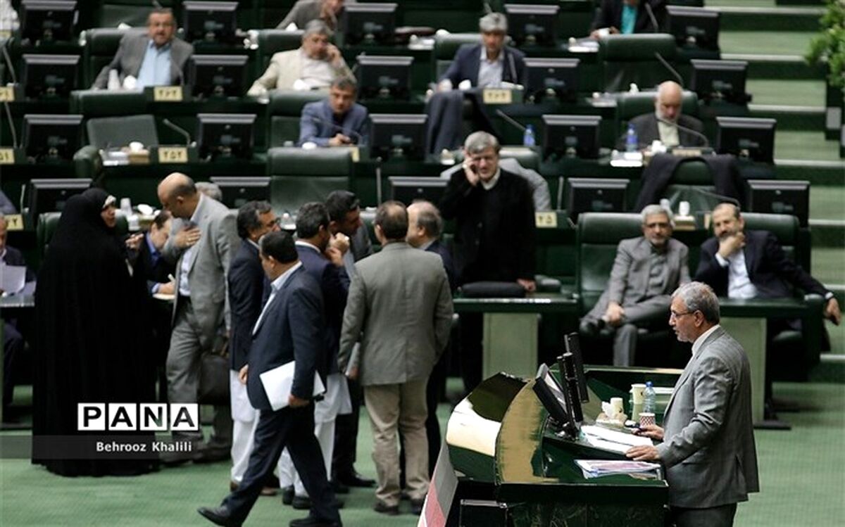 نمایندگان مخالف استیضاح وزیر کار چه گفتند؟