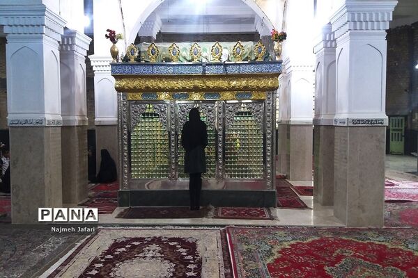 مرمت  امامزاده شاه فرج الله و شاه حبیب الله در حاجی آباد فارس