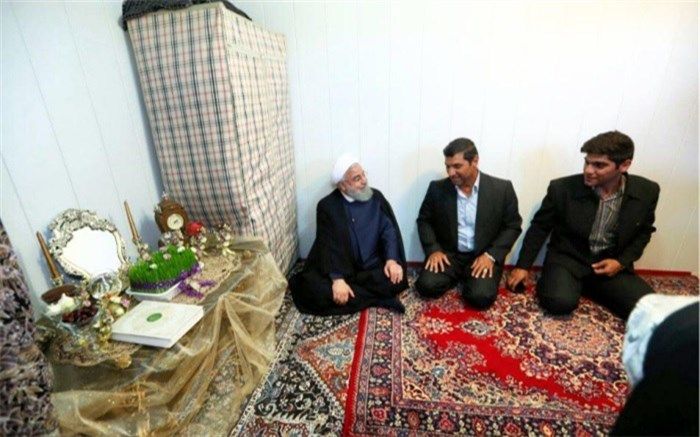 روحانی در روستای فتاح بگ کرمانشاه: باید مقاومت مسکن‌ها در برابر بلایای طبیعی را افزایش دهیم