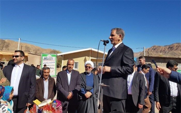 جهانگیری: اختصاص 200 میلیون دلار از صندوق توسعه ملی به استان های کرمان و کرمانشاه