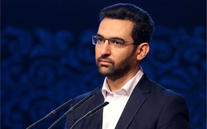 وزیر ارتباطات عضو داوطلب جمعیت هلال احمر شد