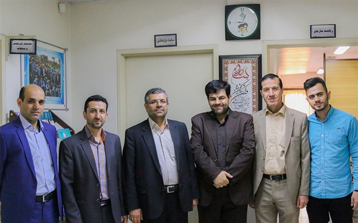 بازدید نوروزی مدیرکل آموزش و پرورش استان  از سازمان دانش آموزی شهر تهران