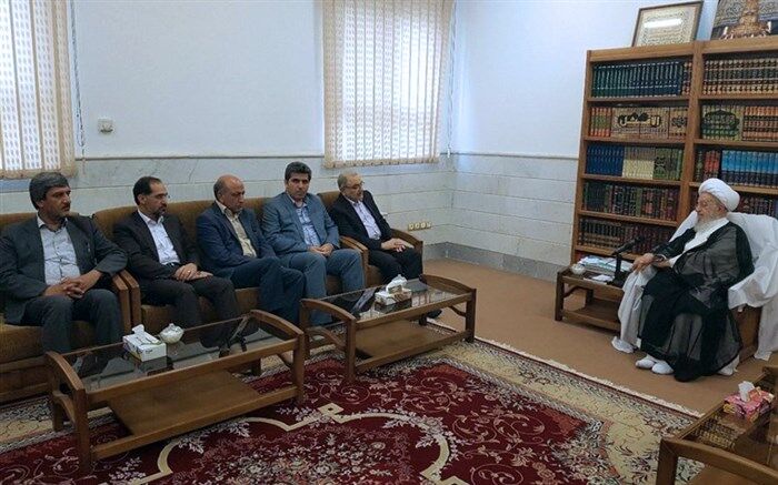 آیت الله مکارم شیرازی: حجاب اجباری در کشور ما جایگاهی ندارد