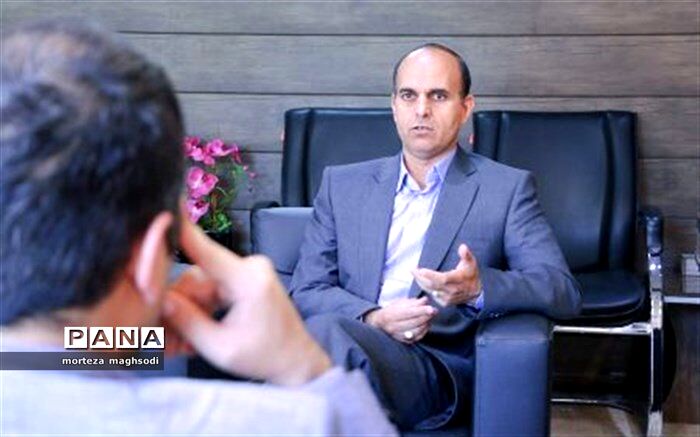 حمایت از تولید ملی باید از مدارس شروع شود