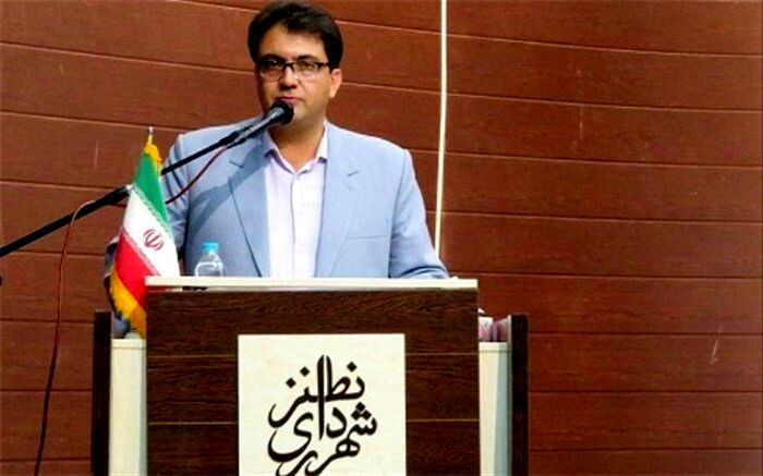 دفن غیر اصولی زباله ها یکی از مهمترین چالش های شهر نطنز است