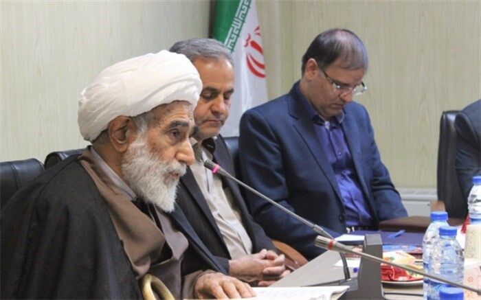 امام جمعه اسلامشهر: مسئولین نسبت به مال، دین و نوامیس مردم امین باشند