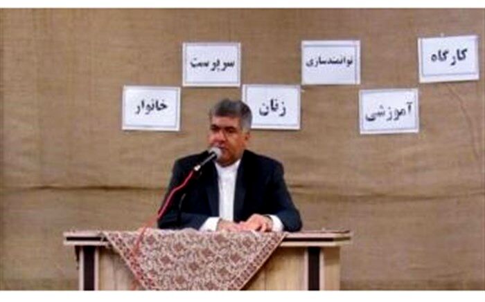 فرماندار قرچک: نیمی از مشاغل و مدیریت های جامعه باید در دست بانوان باشد