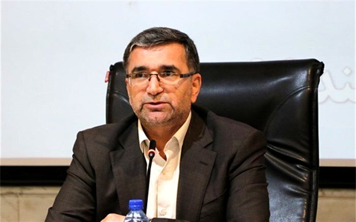 بزرگداشت مقام معلم تنها در هفته معلم کافی نیست