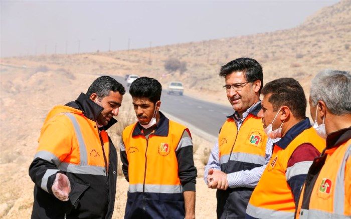 فعالیت ۱۲۳ اکیپ راهداری نوروزی در جاده‌های فارس