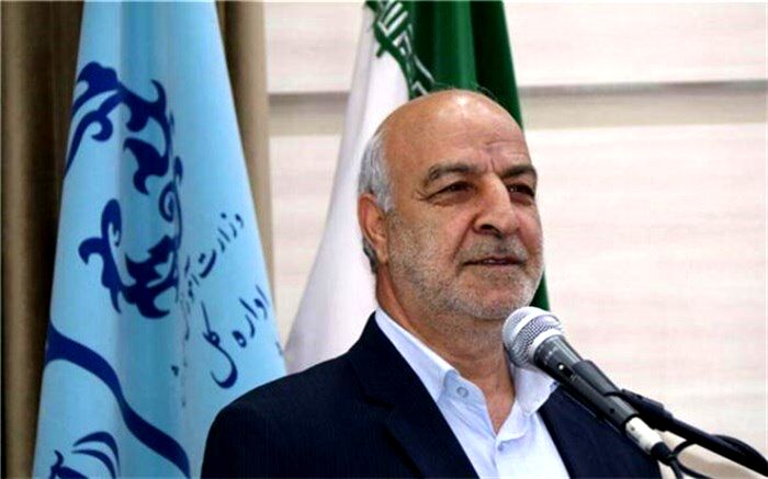 اولویت جامعه باید آموزش و پرورش باشد