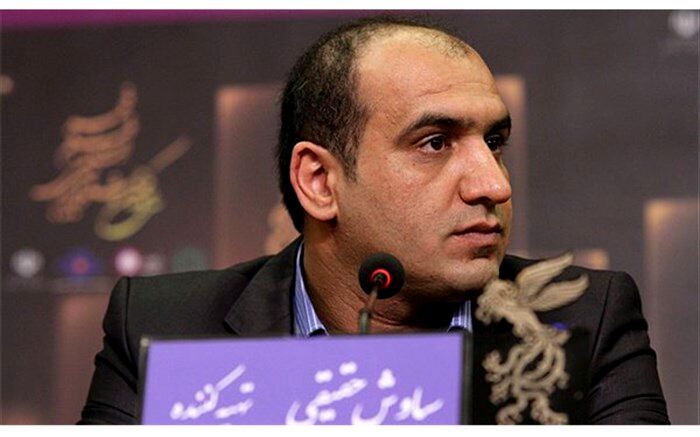 سیاوش حقیقی: ارائه گزارش های انتقادی همزمان با اکران نوروزی چیزی جز بی‌اعتمادی به سینما را به همراه نخواهد داشت