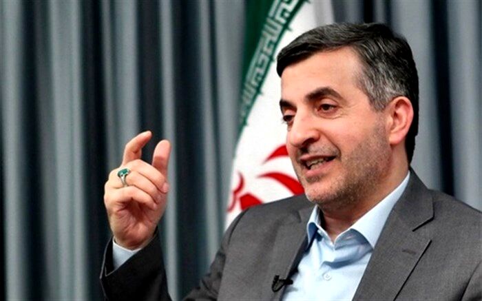وکیل مدافع: رحیم‌مشایی احتمالا به دلیل آتش زدن حکم بقایی بازداشت شده است