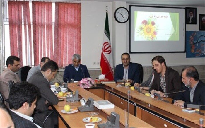 ما باید با عمل خود ثابت کنیم که یار و یاور آموزش و پرورش هستیم
