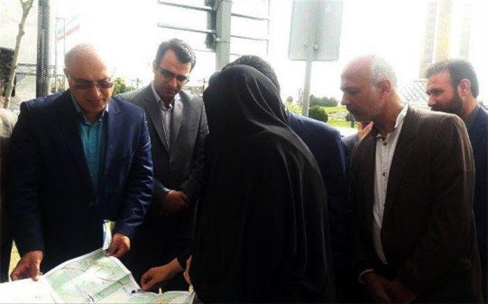 بازدید مدیر کل میراث فرهنگی استان تهران از غرفه های خدمات سفر نوروزی در اسلامشهر