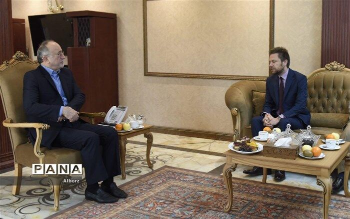 تقویت روابط بخش خصوصی البرز با لهستان به جد دنبال می شود