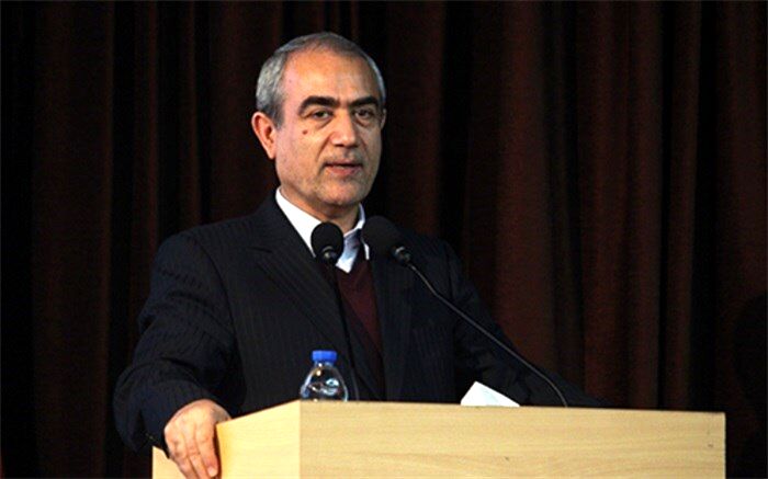 استاندار آذربایجان شرقی:فعالان بخش خصوصی پیشنهادهای عملی خود را برای تحقق شعار سال ارائه کنند