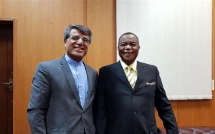 زیمبابوه خواستار تقویت روابط خود با ایران شد