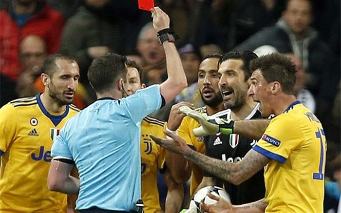 تاریخ‌سازی بوفون و رونالدو در دیدار جنجالی لیگ قهرمانان اروپا