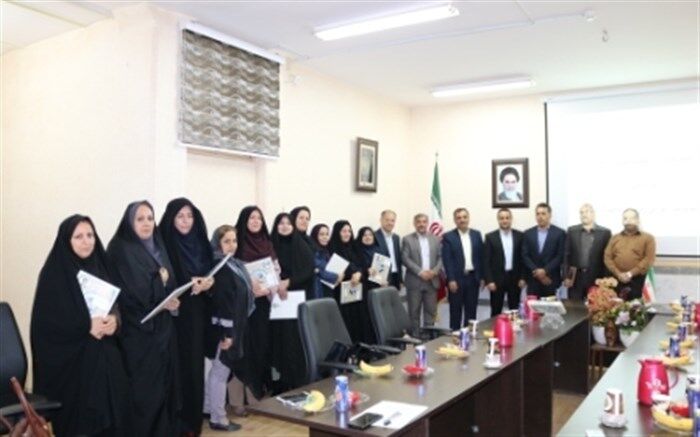 تجلیل از انجمن های برتر مدارس آموزش و پرورش ناحیه 2 اهواز