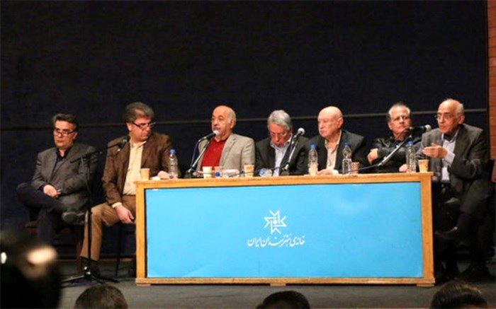 فرهاد فخرالدینی: نگذارید کسی که شایستگی ندارد برکرسی مدیریت خانه موسیقی  بنشیند