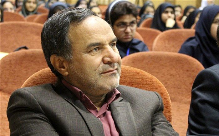 معاون پرورشی و فرهنگی آموزش و پرورش فارس : برنامه های حوزه پرورشی و متوسطه دانش آموزی فارس با نظر منتخبین آنها به اجرا در خواهد آمد